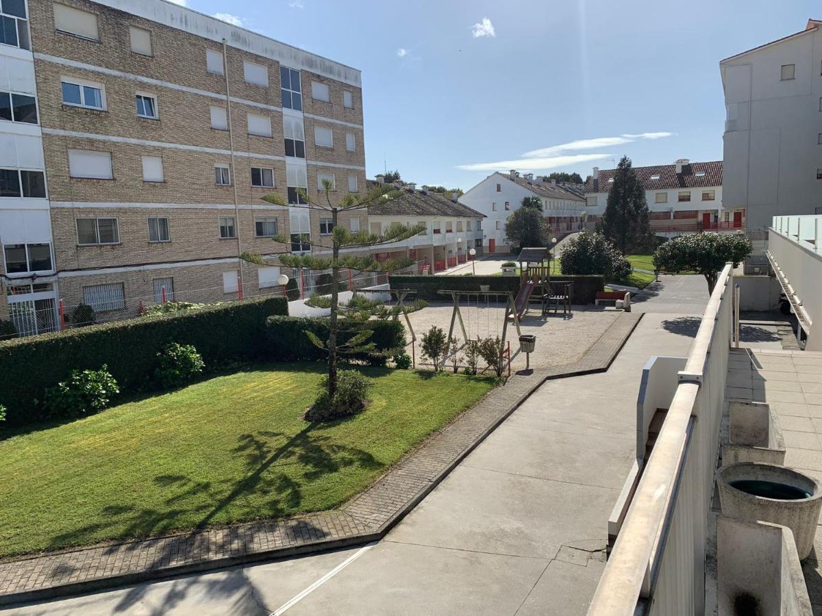 Urbanizacion Con Piscina Arnelas Санхенхо Экстерьер фото